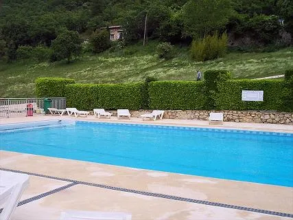 la-poche-mirmande-drome-knbew