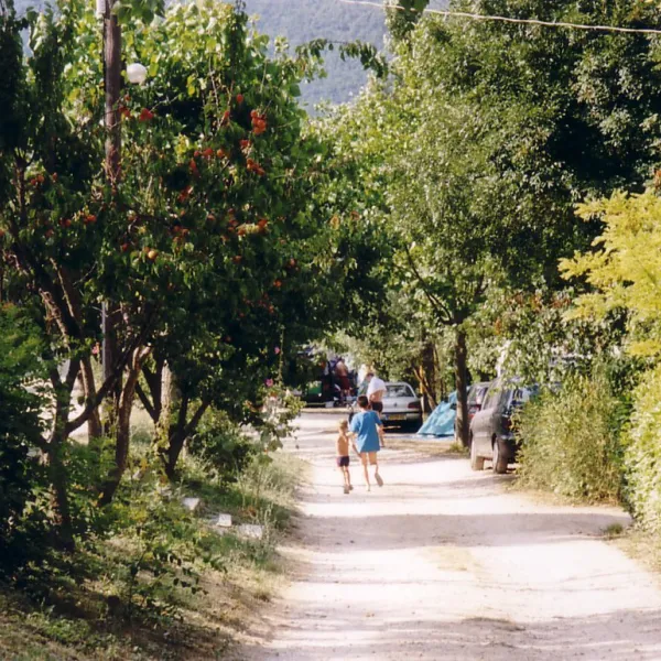 la-poche-mirmande-drome-pw2vh