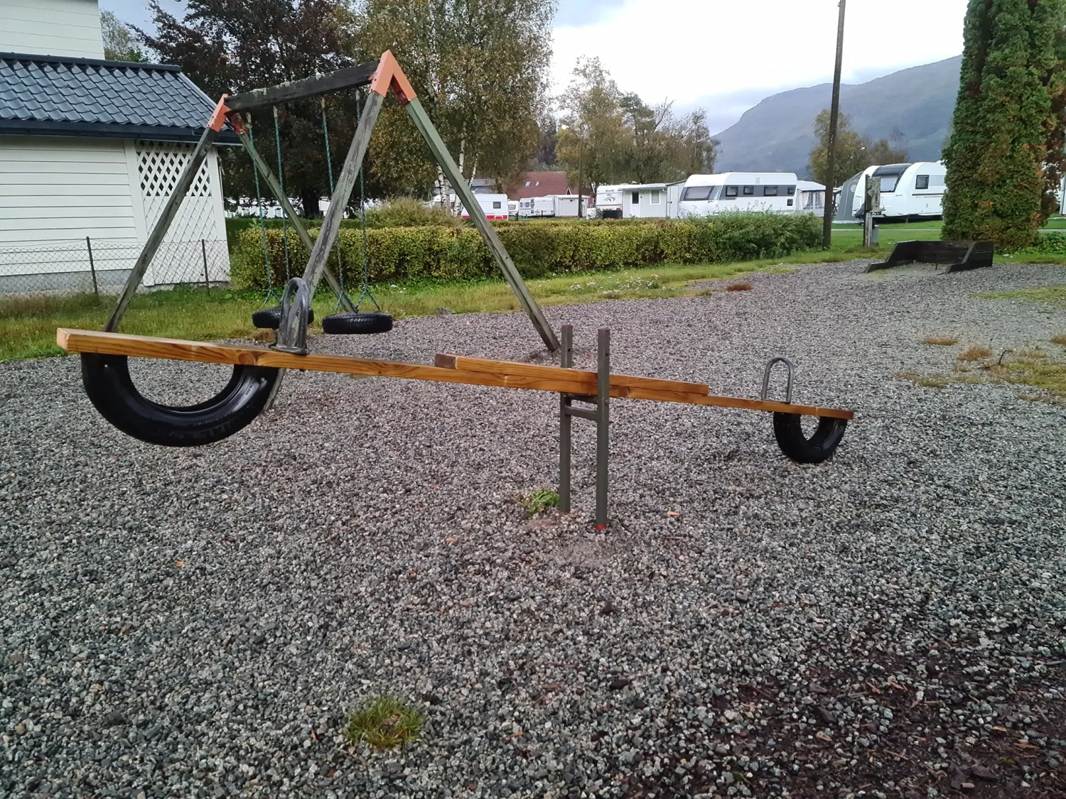 sauda-fjord-camping-saudasjoen-norway-5q6zo