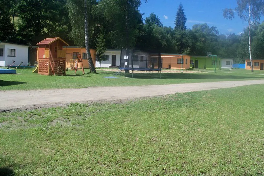 camping-strumyk-jordanow-f4e1r