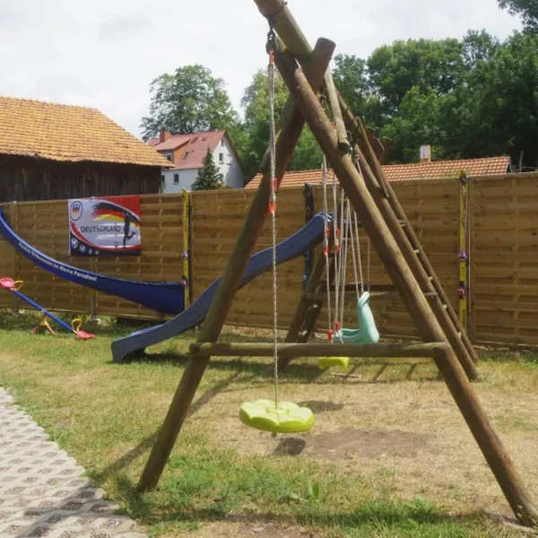 freizeitcamp-und-kanuverleih-berkawerra-berka-rwhel