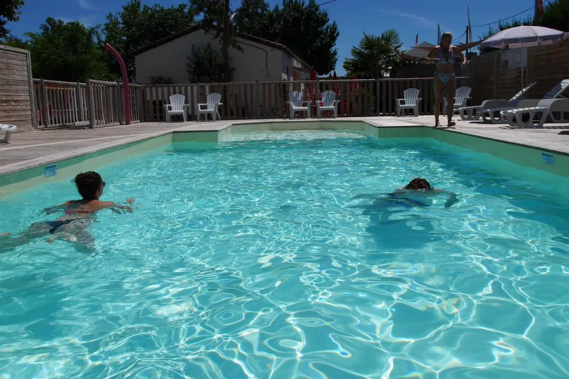 camping-de-la-geres-surgeres-lhfym