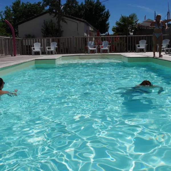 camping-de-la-geres-surgeres-lhfym