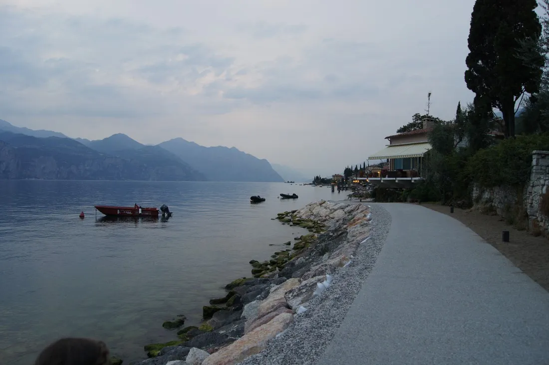 primavera-brenzone-sul-garda-k4ueb