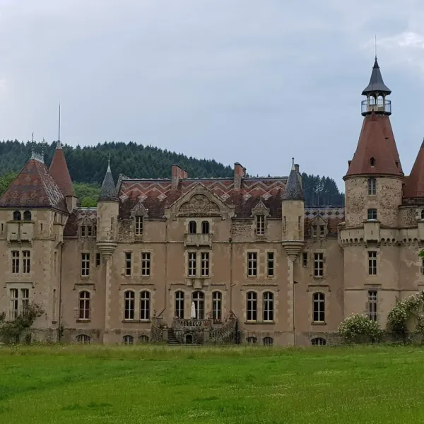 chateau-de-valogne-sommant-epxen