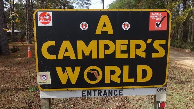 a-campers-world-rv-park-lamont-e5jw1