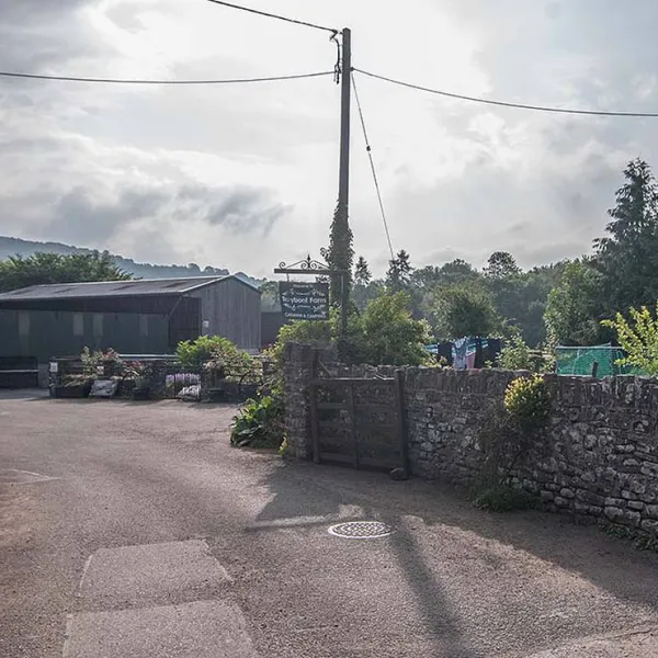talybont-farm-caravan-powys-zyqwl