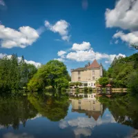 dordogne-chateau-le-verdoyer-champs-romain-0c00p