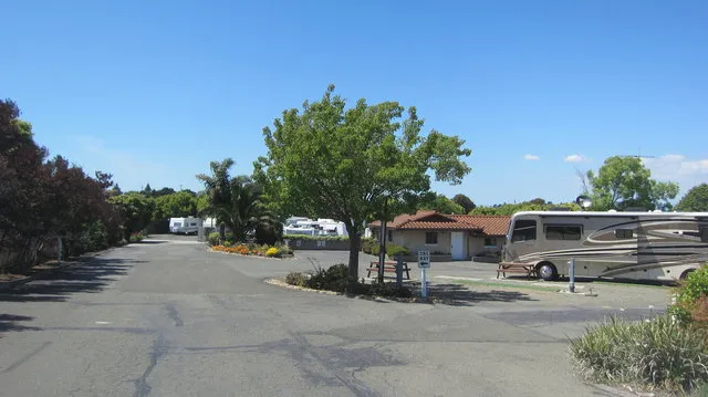 tradewinds-rv-park-vallejo-xndyi