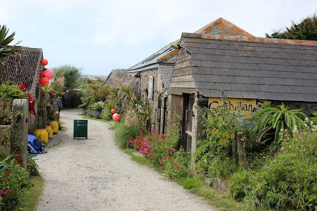 henrys-campsite-helston-vkwwi