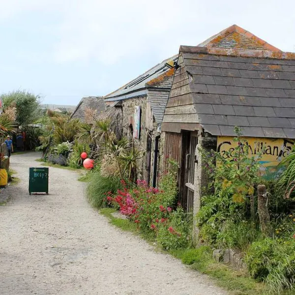 henrys-campsite-helston-vkwwi