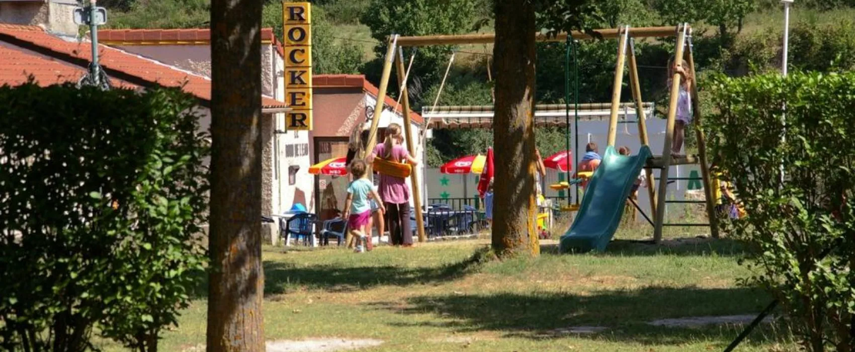 Au Bord de l'Eau