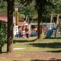 au-bord-de-leau-goudet-haute-loire-5eb2r