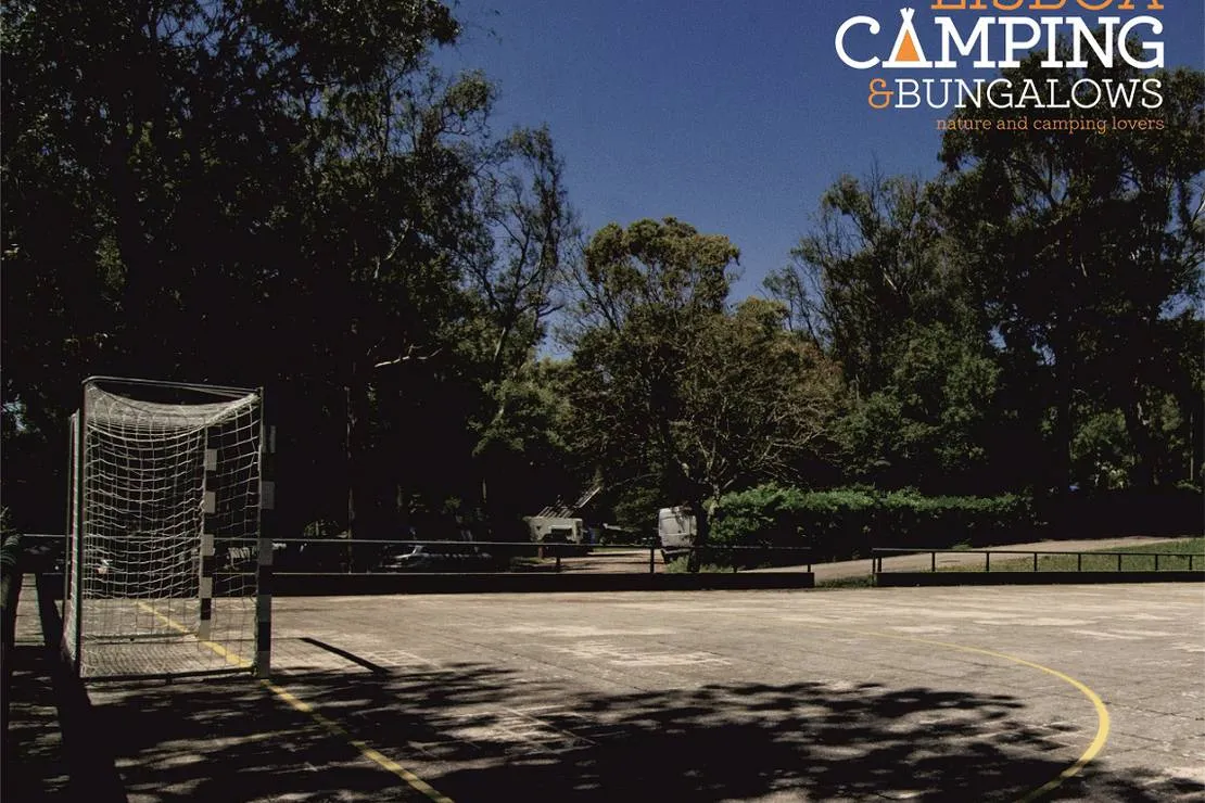 lisboa-camping-bungalows-monsanto-s565n