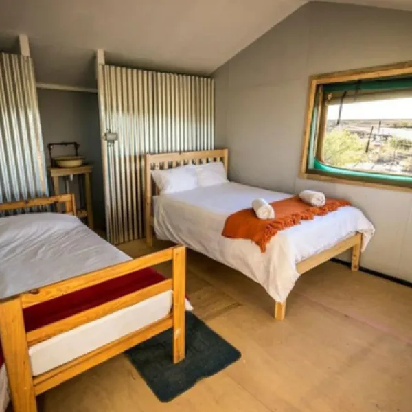 tankwa-tented-camp-binnekring-road-calvinia-ciitq