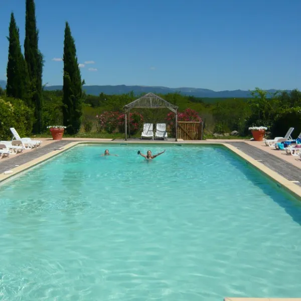 chateau-de-leouviere-montmeyan-wcepm