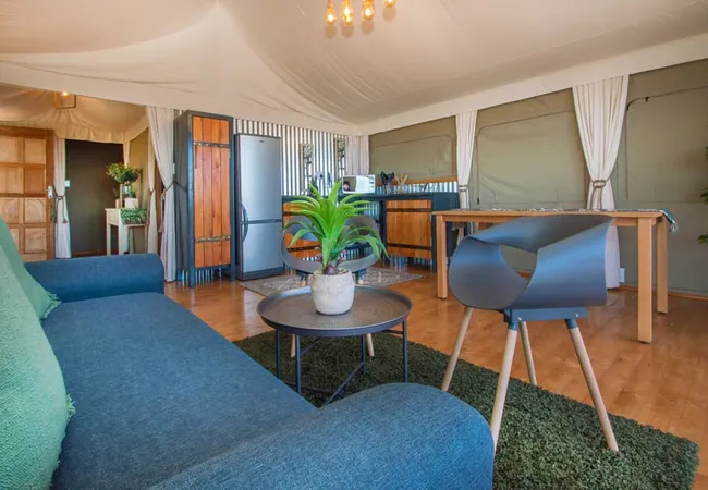 idwala-le-ingwe-tent-hekpoort-brzhq