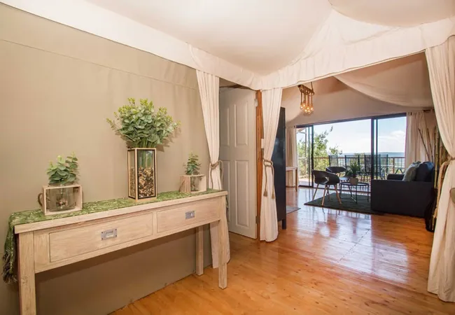 idwala-le-ingwe-tent-hekpoort-klqxz