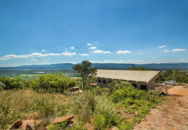 idwala-le-ingwe-tent-hekpoort-mbg34
