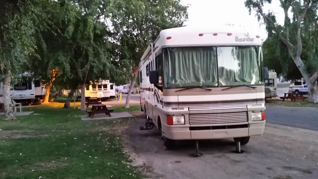bakersfield-rv-travel-park-bakersfield-uylwx
