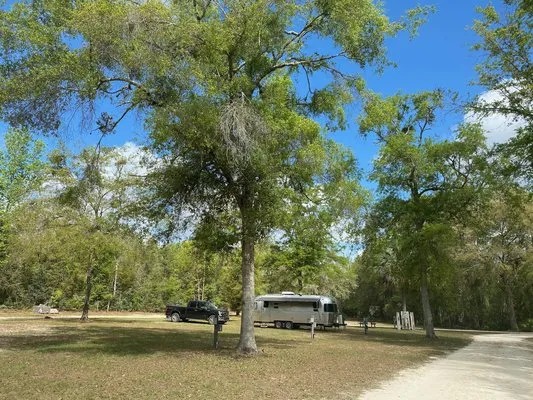 suwannee-river-hideaway-campground-old-town-smnio