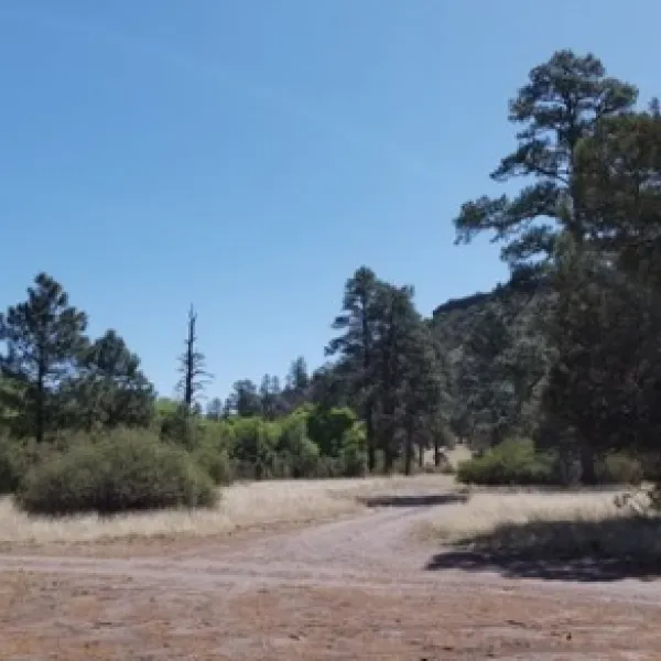 apache-creek-campground-reserve-lcknb