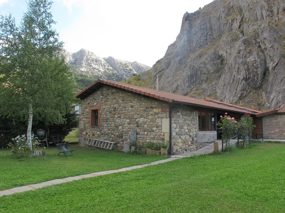 las-cuevas-montuerto-n0jfr