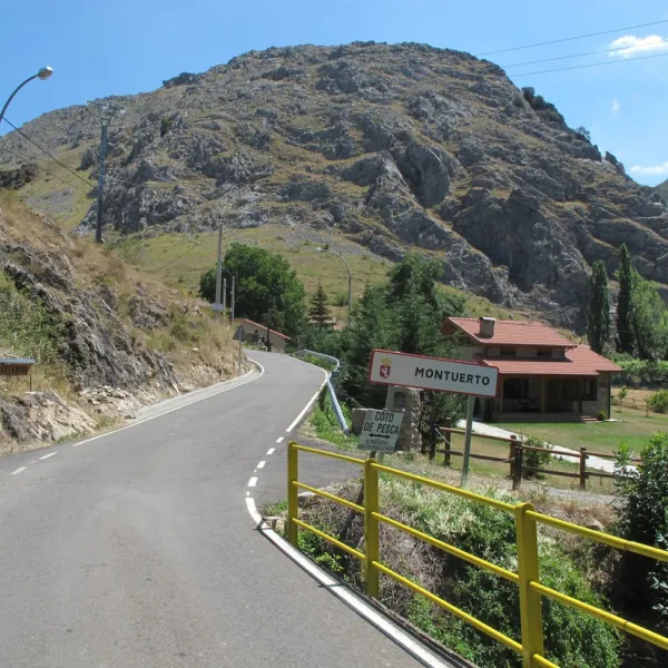 las-cuevas-montuerto-uvrnv