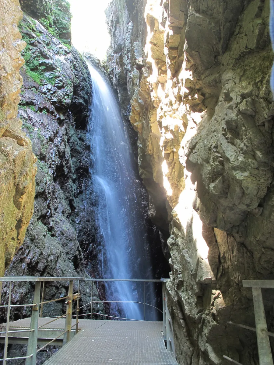 las-cuevas-montuerto-yga3a