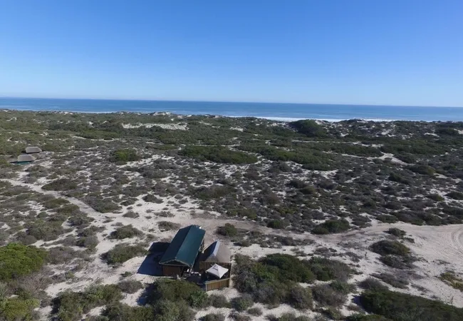 west-coast-luxury-tents-between-dwarskersbos-and-elands-bay-aztjk