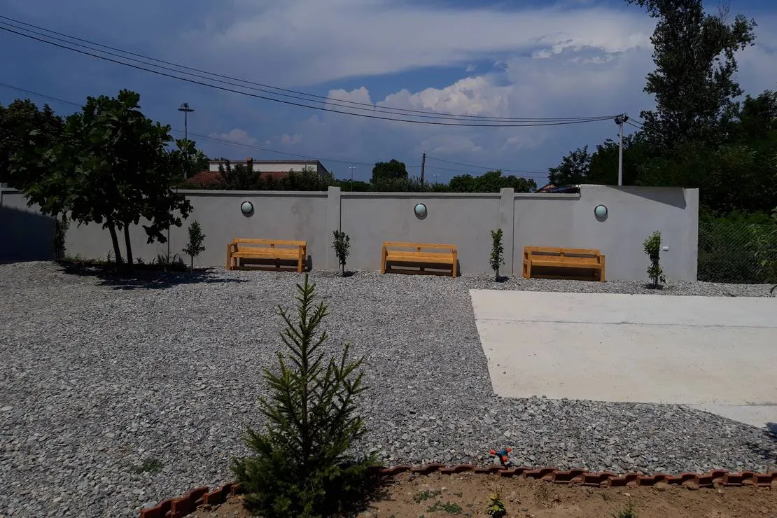 autocamp-campus-golubovci-frjpb