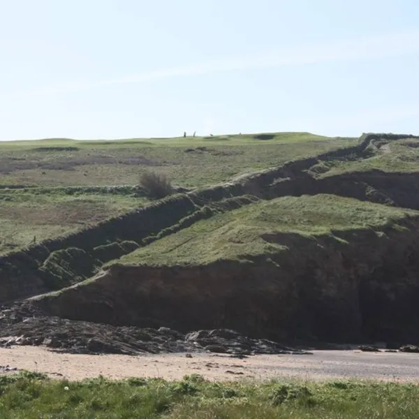 little-trethvas-farm-cornwall-pnlot