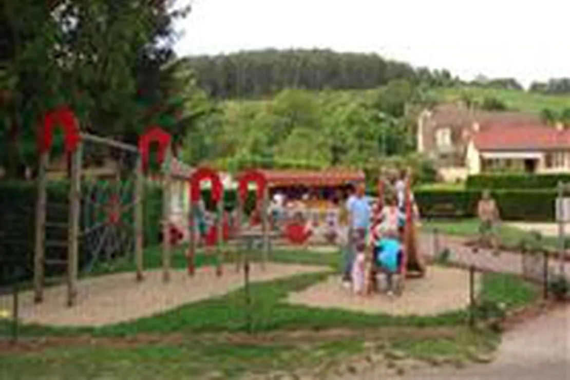 camping-les-premiers-pres-savigny-les-beaune-7kp7u