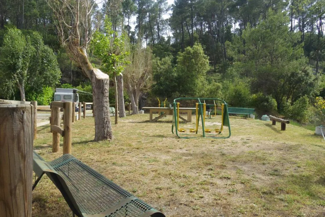 camping-municipal-les-pouverels-cotignac-a7kh3