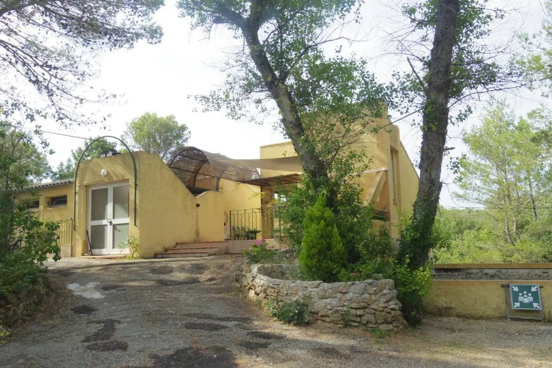 camping-municipal-les-pouverels-cotignac-aktoi