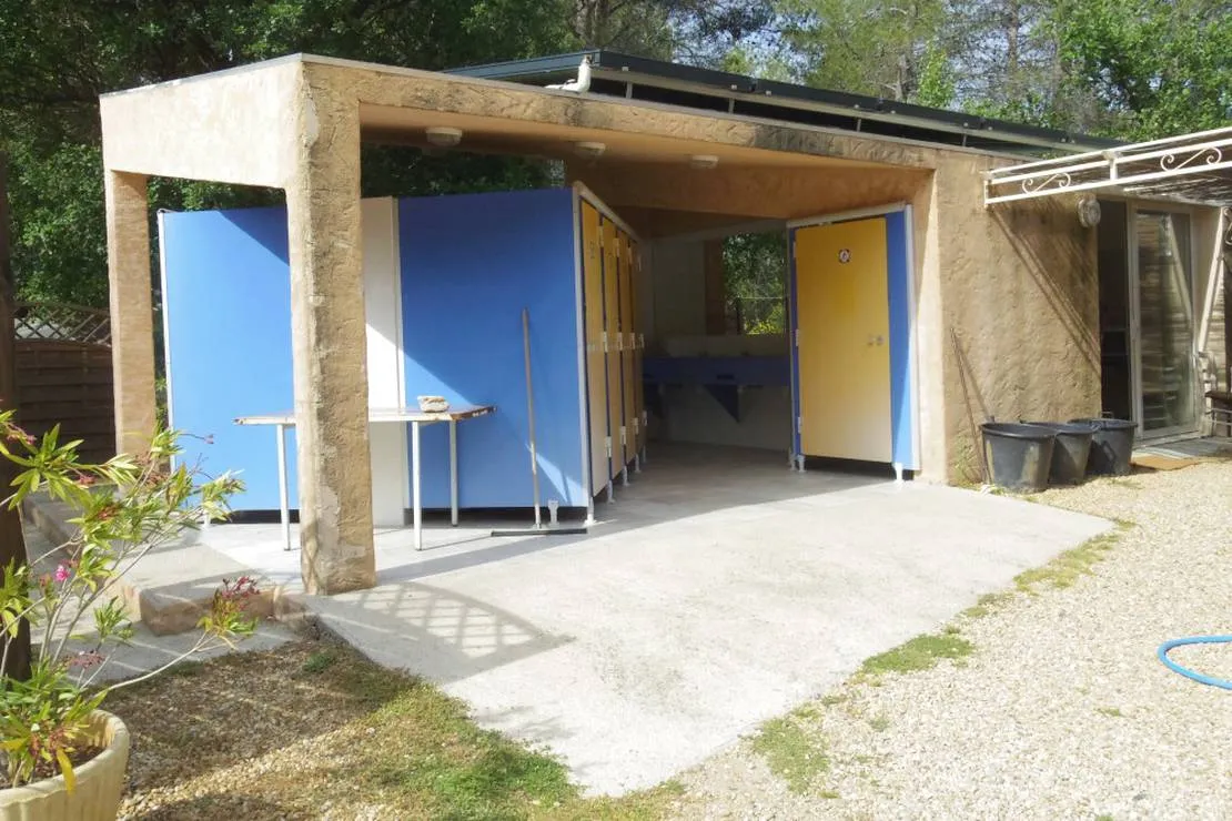 camping-municipal-les-pouverels-cotignac-qpfru