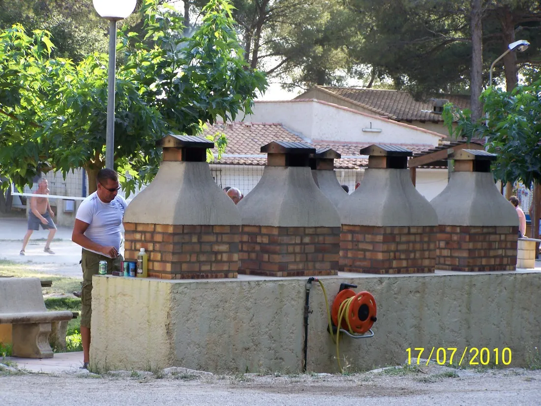 les-grands-pins-le-castellet-3u5m7