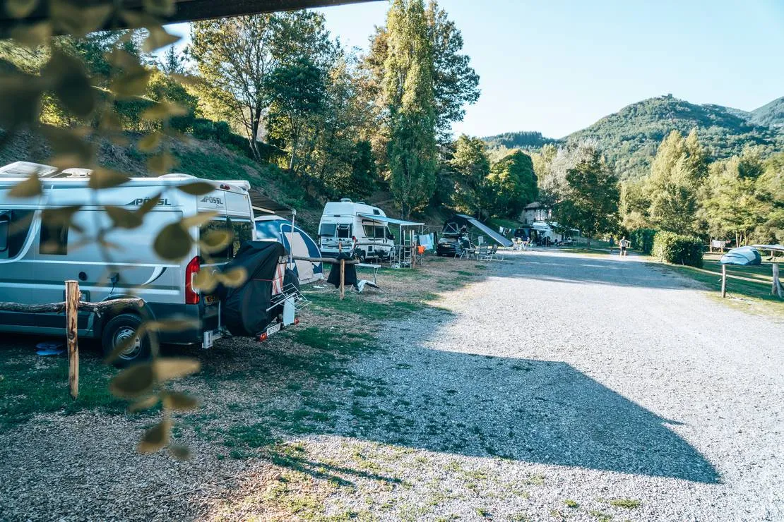 rancone-lodges-camporgiano-flqky