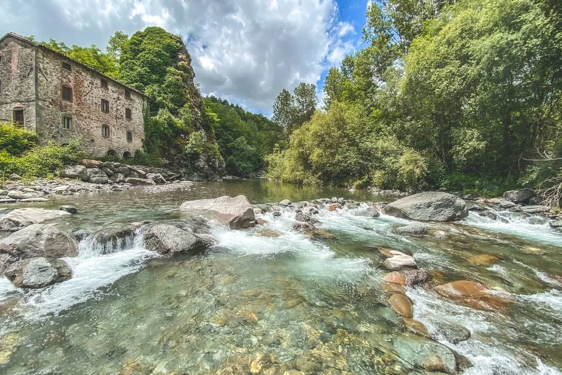 rancone-lodges-camporgiano-r7qen