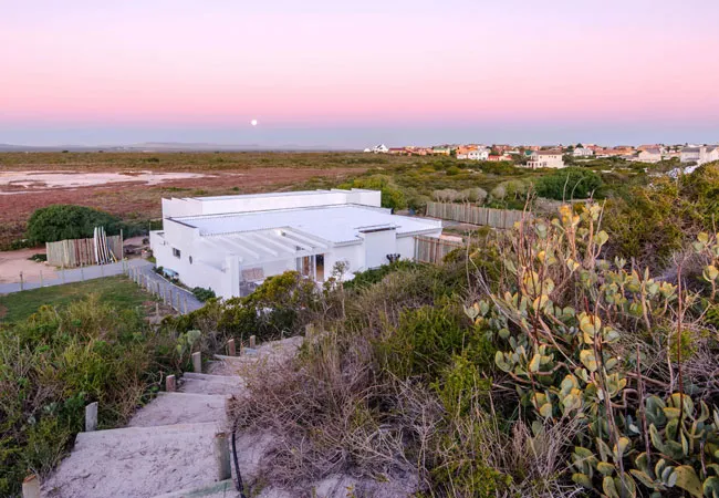 captains-cabin-yzerfontein-lox3i