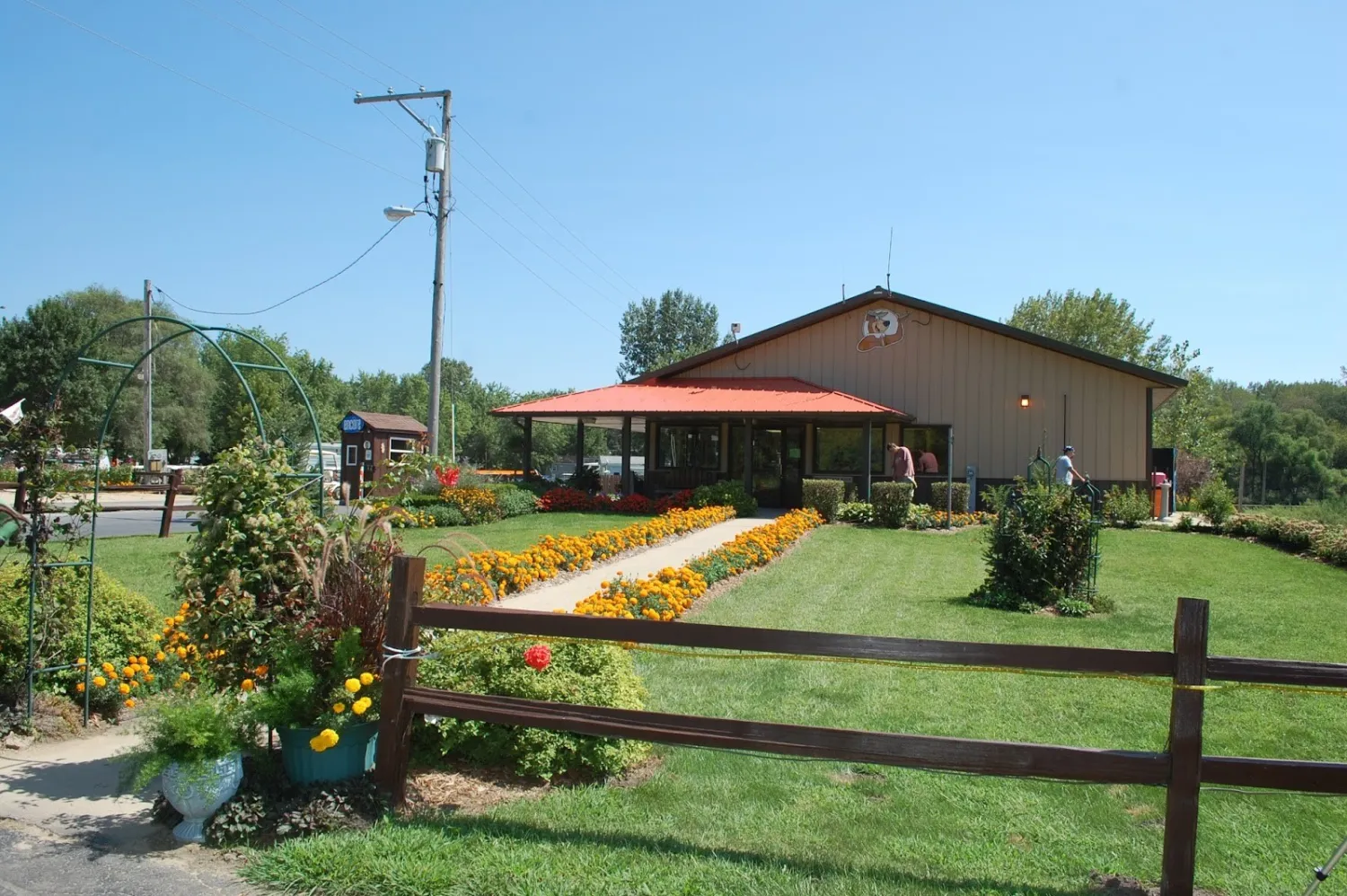 oconnells-yogi-bear-jellystone-park-camp-resort-amboy-7vlut