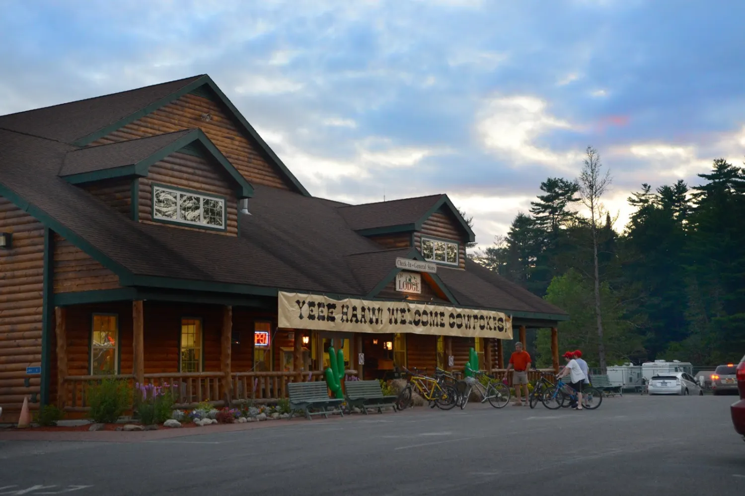 lake-george-escape-campgound-lake-george-d0hie