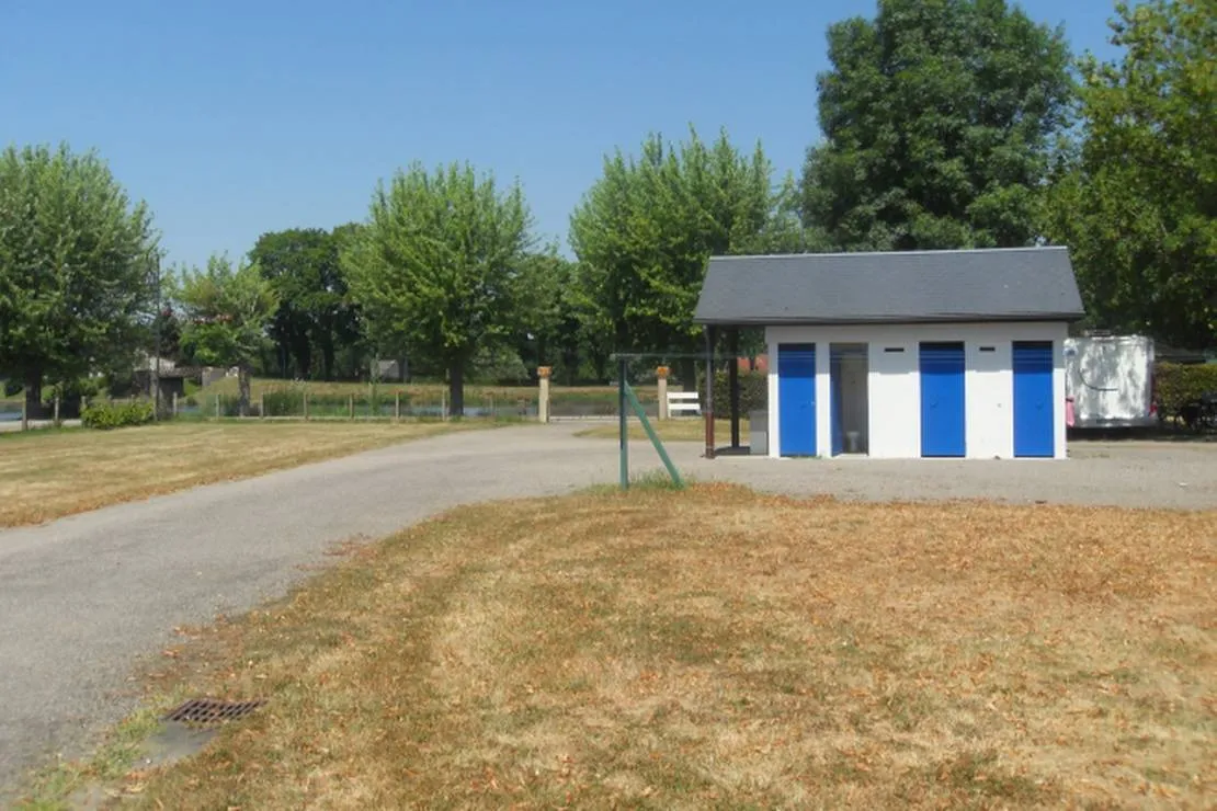 camping-municipal-cercy-la-tour-cercy-la-tour-cfrbb