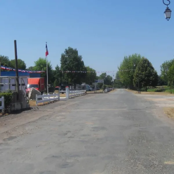camping-municipal-cercy-la-tour-cercy-la-tour-nuy7s