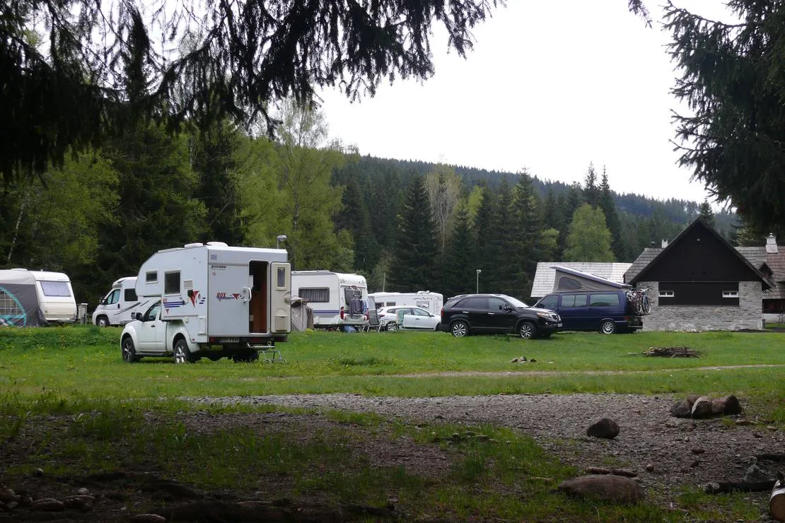 camping-antygl-srni-f372k