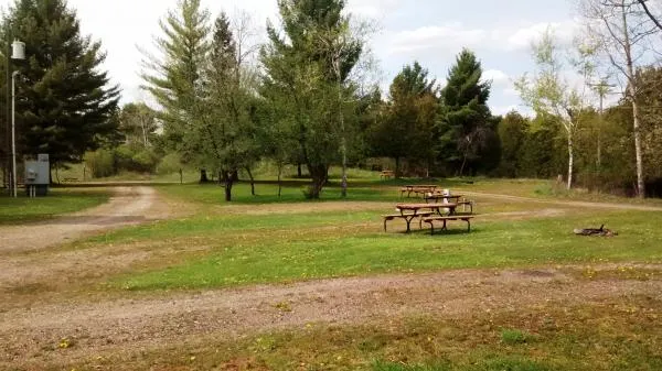 paint-river-hills-campground-and-cabins-crystal-falls-swuf4