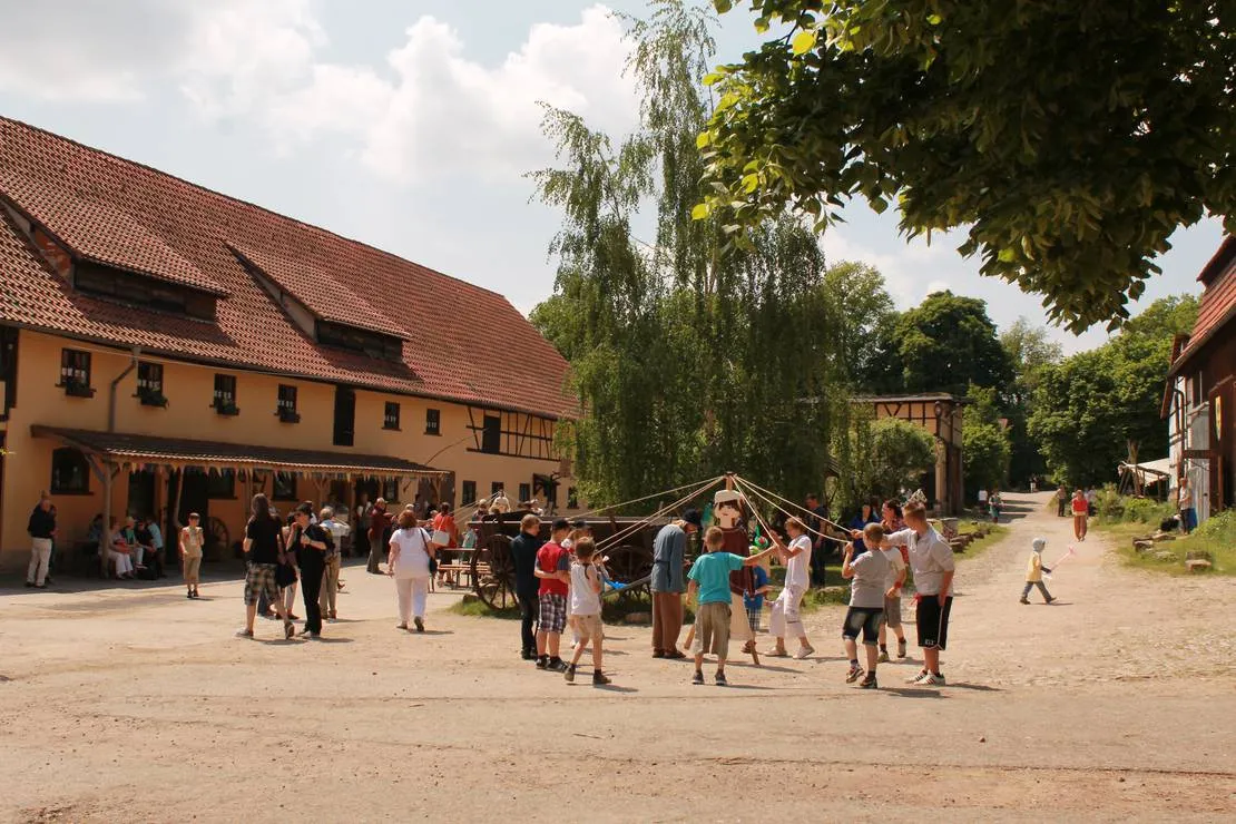 familienkommunitat-siloah-e-v-neufrankenroda-vqrpy