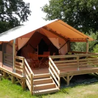 flower-camping-du-lac-de-la-chausseliere-la-guyonniere-sy3g0