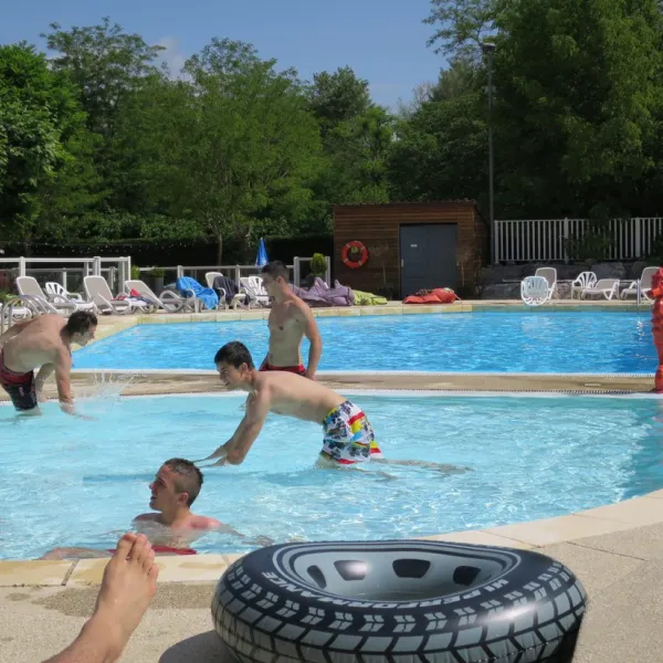 la-digue-chauzon-ardeche-j54rn