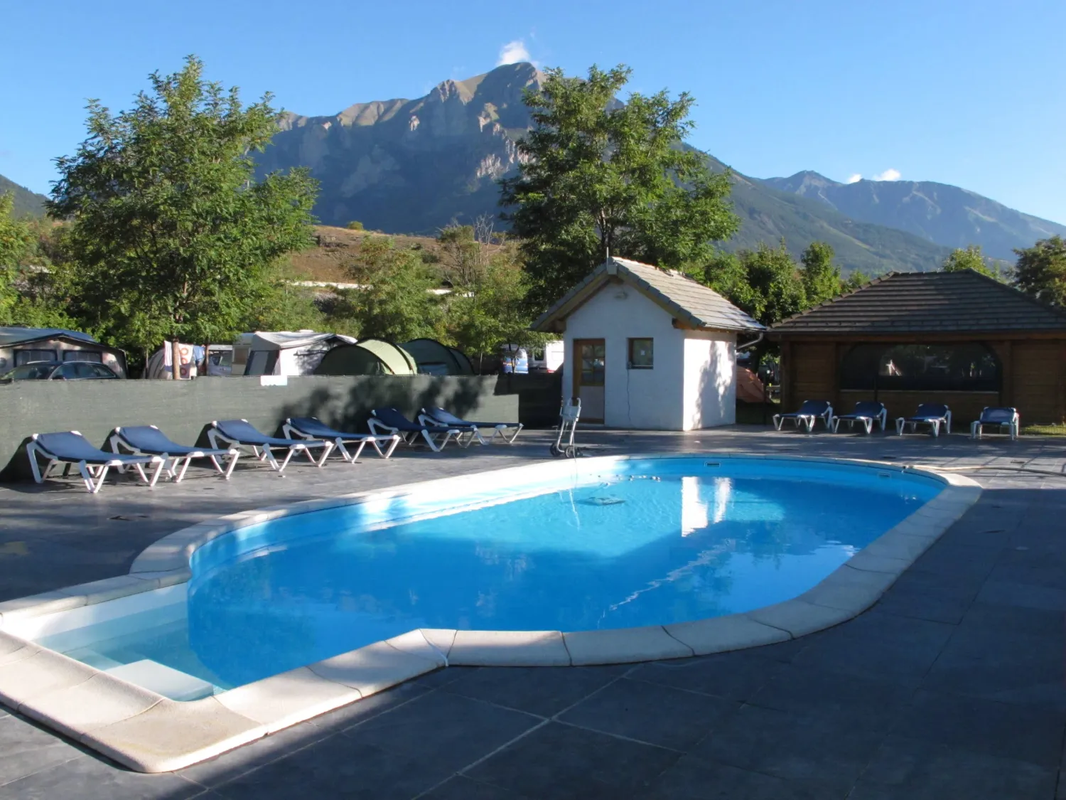 les-eygas-chateauroux-les-alpes-yap0k